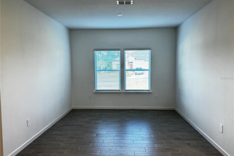 Villa ou maison à louer à Dunnellon, Floride: 4 chambres, 212.75 m2 № 2378288 - photo 5
