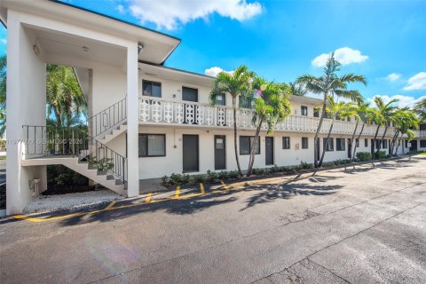 Apartment in Hialeah, Florida 1 bedroom, 55.74 sq.m. № 2041977 - photo 4