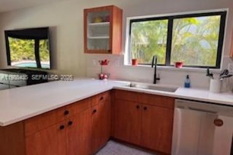 Купить виллу или дом в Майами, Флорида 4 спальни, 217.58м2, № 2051022 - фото 14