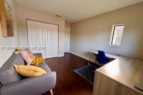 Купить виллу или дом в Майами, Флорида 4 спальни, 217.58м2, № 2051022 - фото 12