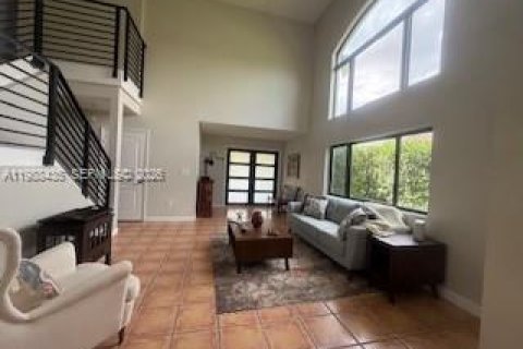 Купить виллу или дом в Майами, Флорида 4 спальни, 217.58м2, № 2051022 - фото 3