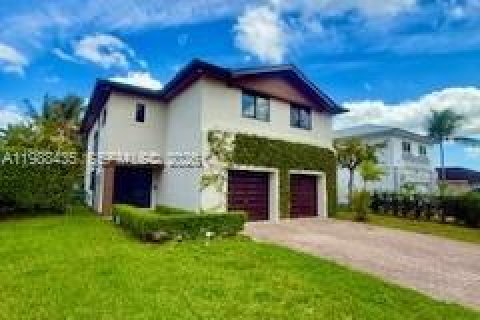 Купить виллу или дом в Майами, Флорида 4 спальни, 217.58м2, № 2051022 - фото 27