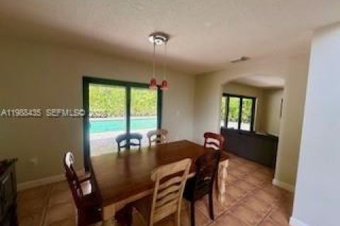 Купить виллу или дом в Майами, Флорида 4 спальни, 217.58м2, № 2051022 - фото 18