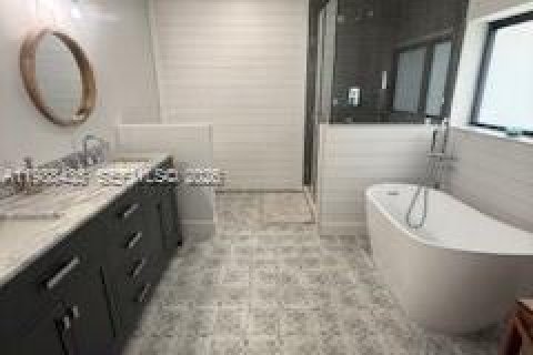 Купить виллу или дом в Майами, Флорида 4 спальни, 217.58м2, № 2051022 - фото 5