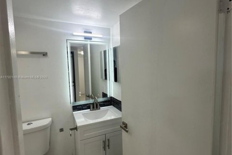 Condominio en venta en Miami, Florida, 2 dormitorios, 88.81 m2 № 1868735 - foto 20