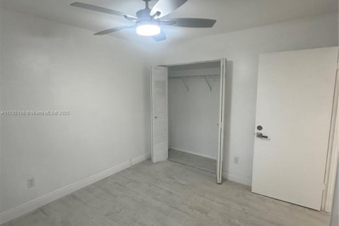 Condominio en venta en Miami, Florida, 2 dormitorios, 88.81 m2 № 1868735 - foto 19