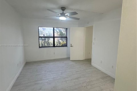 Condominio en venta en Miami, Florida, 2 dormitorios, 88.81 m2 № 1868735 - foto 8