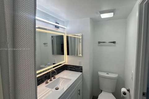 Condominio en venta en Miami, Florida, 2 dormitorios, 88.81 m2 № 1868735 - foto 14