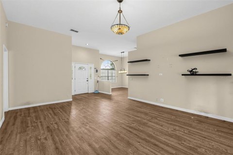 Villa ou maison à vendre à Orlando, Floride: 3 chambres, 214.7 m2 № 2425317 - photo 6