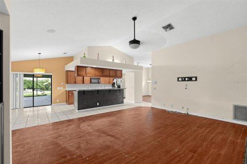 Villa ou maison à vendre à Orlando, Floride: 3 chambres, 214.7 m2 № 2425317 - photo 23