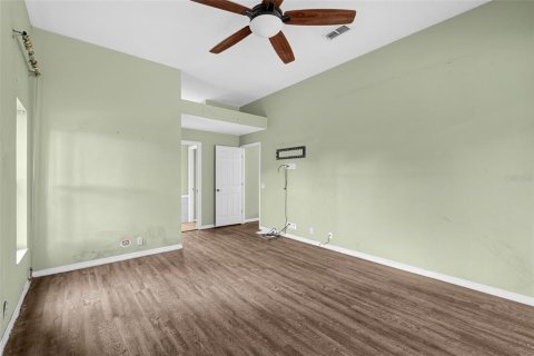 Villa ou maison à vendre à Orlando, Floride: 3 chambres, 214.7 m2 № 2425317 - photo 12