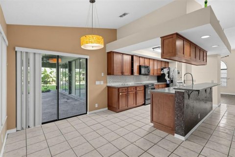 Villa ou maison à vendre à Orlando, Floride: 3 chambres, 214.7 m2 № 2425317 - photo 7