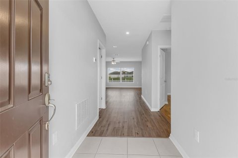 Villa ou maison à vendre à Kissimmee, Floride: 3 chambres, 140.28 m2 № 2408913 - photo 12