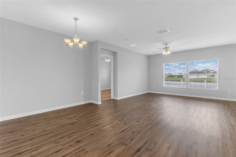 Villa ou maison à vendre à Kissimmee, Floride: 3 chambres, 140.28 m2 № 2408913 - photo 20