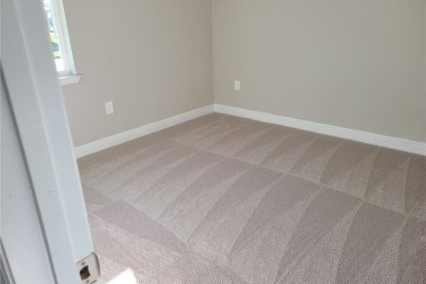 House in Lakewood Ranch, Florida 4 bedrooms, 189.99 sq.m. № 2202768 - photo 3
