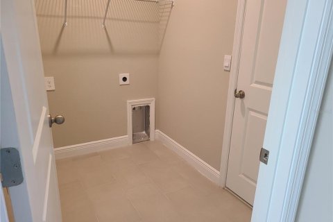 House in Lakewood Ranch, Florida 4 bedrooms, 189.99 sq.m. № 2202768 - photo 5