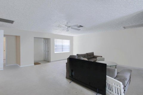 Immobilier commercial à vendre à St. Lucie, Floride: 264.59 m2 № 2083008 - photo 6