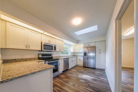 Villa ou maison à vendre à Summerfield, Floride: 2 chambres, 158.12 m2 № 2132467 - photo 29