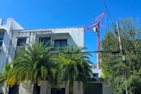 Apartment in Miami, Florida 1 bedroom, 65.03 sq.m. № 2375307