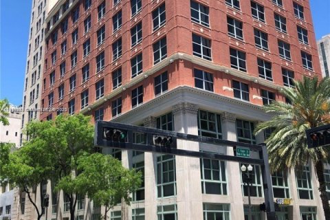 Copropriété à vendre à Miami, Floride: 1 chambre, 55.18 m2 № 1973720 - photo 1