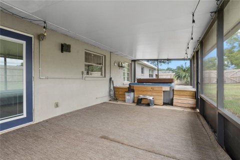 Villa ou maison à vendre à Lake Alfred, Floride: 3 chambres, 156.91 m2 № 2132427 - photo 28