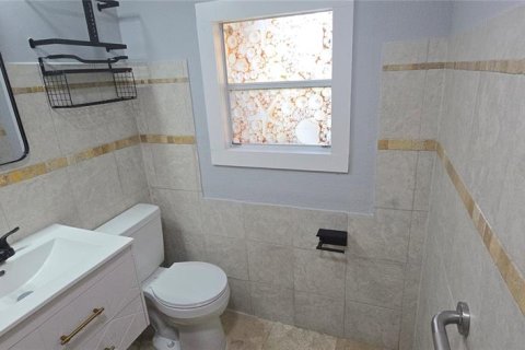 House in Frostproof, Florida 3 bedrooms, 117.8 sq.m. № 2167745 - photo 17