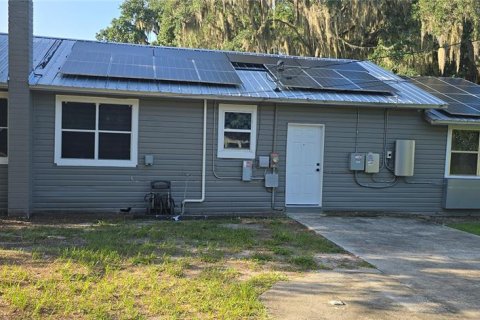 House in Frostproof, Florida 3 bedrooms, 117.8 sq.m. № 2167745 - photo 4