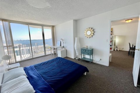 Condominio en alquiler en North Bay Village, Florida, 2 dormitorios, 95.69 m2 № 1953462 - foto 17