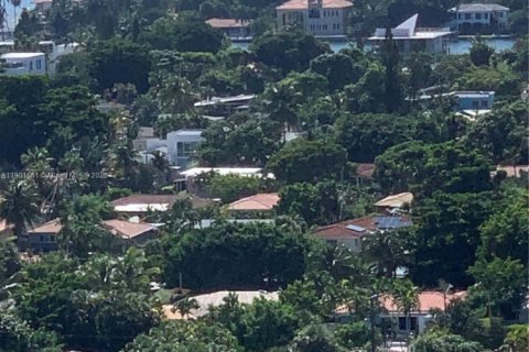 Condominio en alquiler en North Bay Village, Florida, 2 dormitorios, 95.69 m2 № 1953462 - foto 6