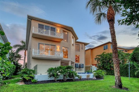 Casa en venta en Bradenton, Florida, 3 dormitorios, 400.78 m2 № 1917150 - foto 11