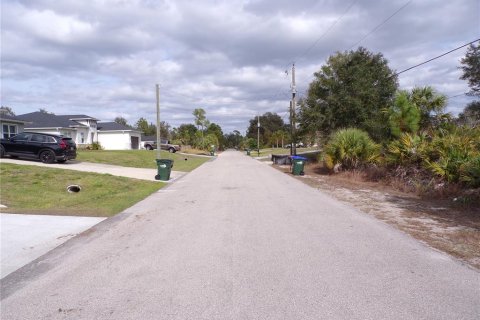 Land in North Port, Florida № 2165368 - photo 10
