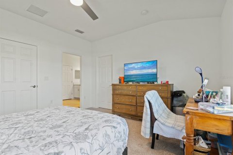 Townhouse in Sarasota, Florida 3 bedrooms, 177.44 sq.m. № 2098107 - photo 17