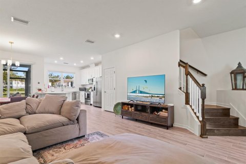 Townhouse in Sarasota, Florida 3 bedrooms, 177.44 sq.m. № 2098107 - photo 8