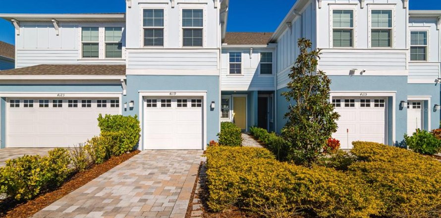 Townhouse in Sarasota, Florida 3 bedrooms, 177.44 sq.m. № 2098107