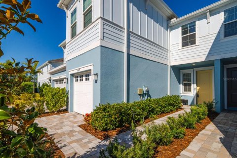 Townhouse in Sarasota, Florida 3 bedrooms, 177.44 sq.m. № 2098107 - photo 5