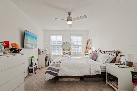 Townhouse in Sarasota, Florida 3 bedrooms, 177.44 sq.m. № 2098107 - photo 21