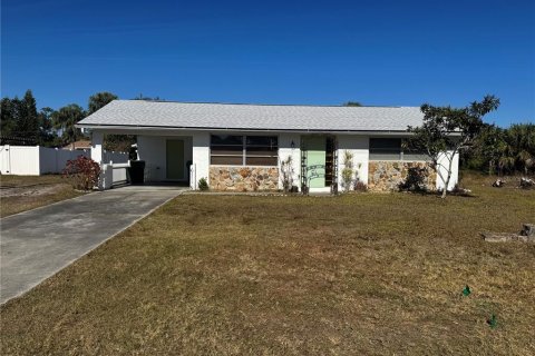 Villa ou maison à Port Charlotte, Floride 2 chambres, 82.13 m2 № 2095942
