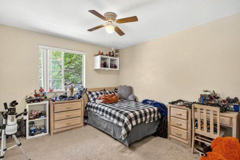 Townhouse in Sunrise, Florida 4 bedrooms, 171.68 sq.m. № 2147111 - photo 12