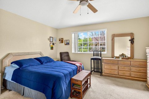 Townhouse in Sunrise, Florida 4 bedrooms, 171.68 sq.m. № 2147111 - photo 15