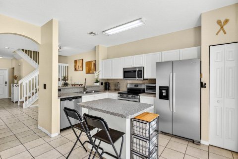 Townhouse in Sunrise, Florida 4 bedrooms, 171.68 sq.m. № 2147111 - photo 6