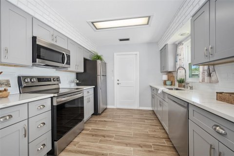 Casa en venta en Daytona Beach, Florida, 2 dormitorios, 97.36 m2 № 1876456 - foto 10