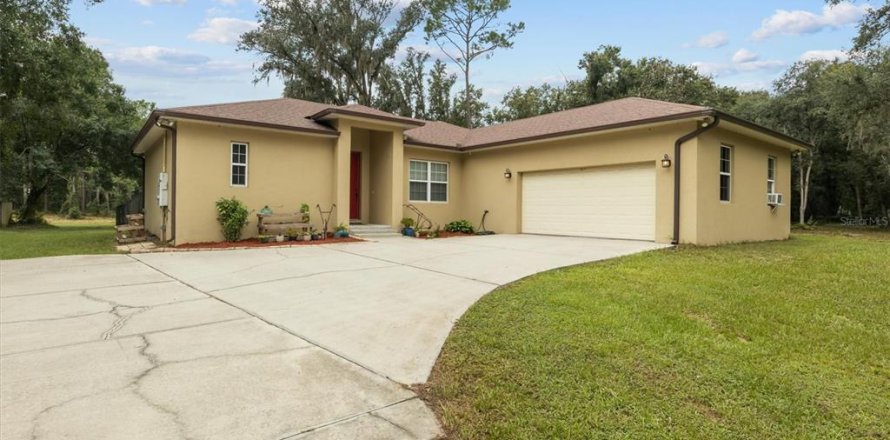 Casa en Lakeland, Florida 3 dormitorios, 168.8 m2 № 2387376