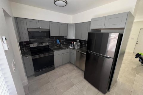 Apartment in Deerfield Beach, Florida 2 bedrooms, 111.48 sq.m. № 2146846 - photo 10