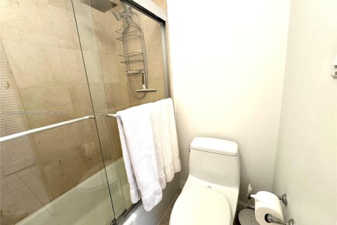 Copropriété à louer à Miami Beach, Floride: 1 chambre, 82.68 m2 № 1935885 - photo 16