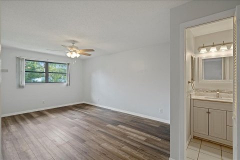 Copropriété à vendre à Clearwater, Floride: 2 chambres, 102.19 m2 № 1899383 - photo 17