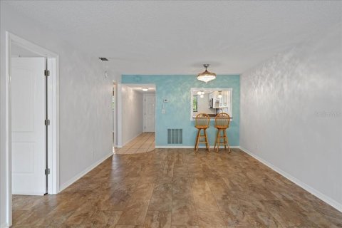 Copropriété à vendre à Clearwater, Floride: 2 chambres, 102.19 m2 № 1899383 - photo 11