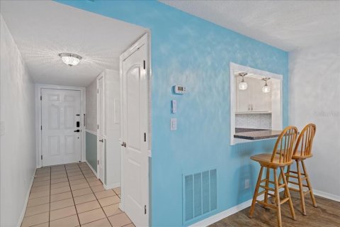 Copropriété à vendre à Clearwater, Floride: 2 chambres, 102.19 m2 № 1899383 - photo 8