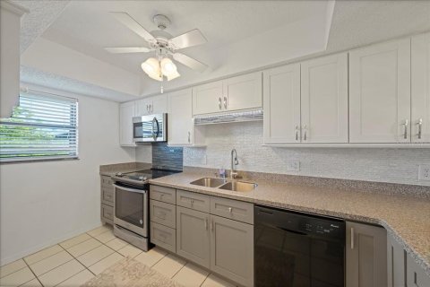 Copropriété à vendre à Clearwater, Floride: 2 chambres, 102.19 m2 № 1899383 - photo 5