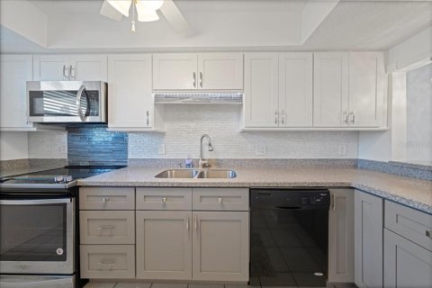 Copropriété à vendre à Clearwater, Floride: 2 chambres, 102.19 m2 № 1899383 - photo 4