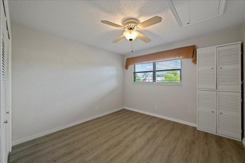 Copropriété à vendre à Clearwater, Floride: 2 chambres, 102.19 m2 № 1899383 - photo 28